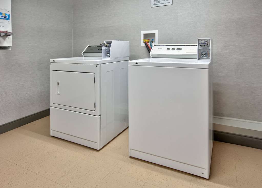 La Quinta Inn & Suites by Wyndham Little Rock Bryant - photo 29