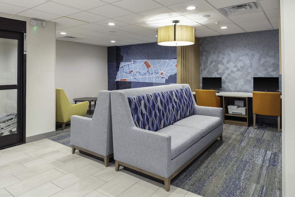 Holiday Inn Express & Suites Kimball by IHG - photo 15