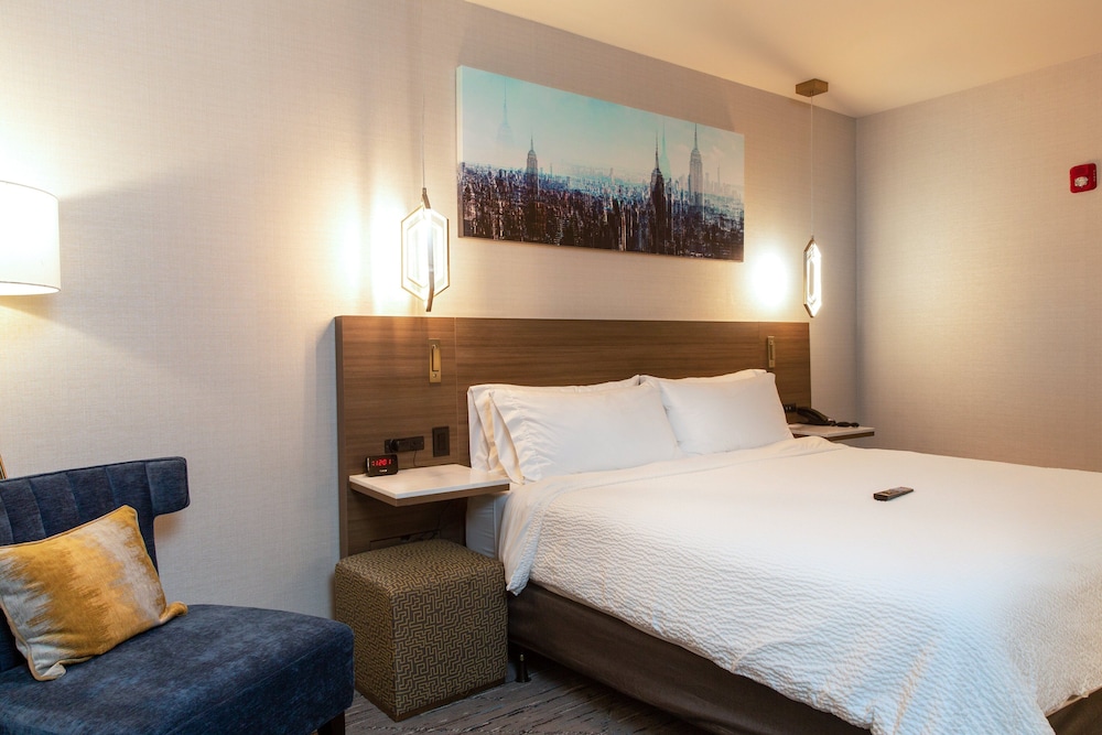 Holiday Inn Express New Rochelle by IHG - photo 17