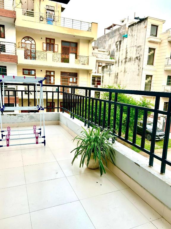 Golf Course Hotel Gurgaon