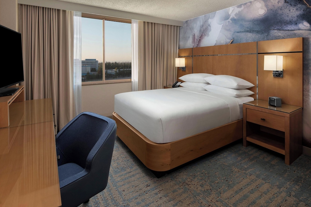 Delta Hotels by Marriott Santa Clara - photo 15