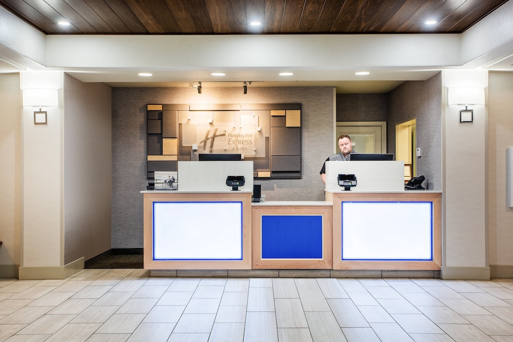 Holiday Inn Express Hotel & Suites Lewisburg an IHG Hotel - featured photo