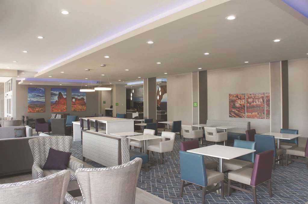 La Quinta Inn & Suites by Wyndham Kanab - photo 65