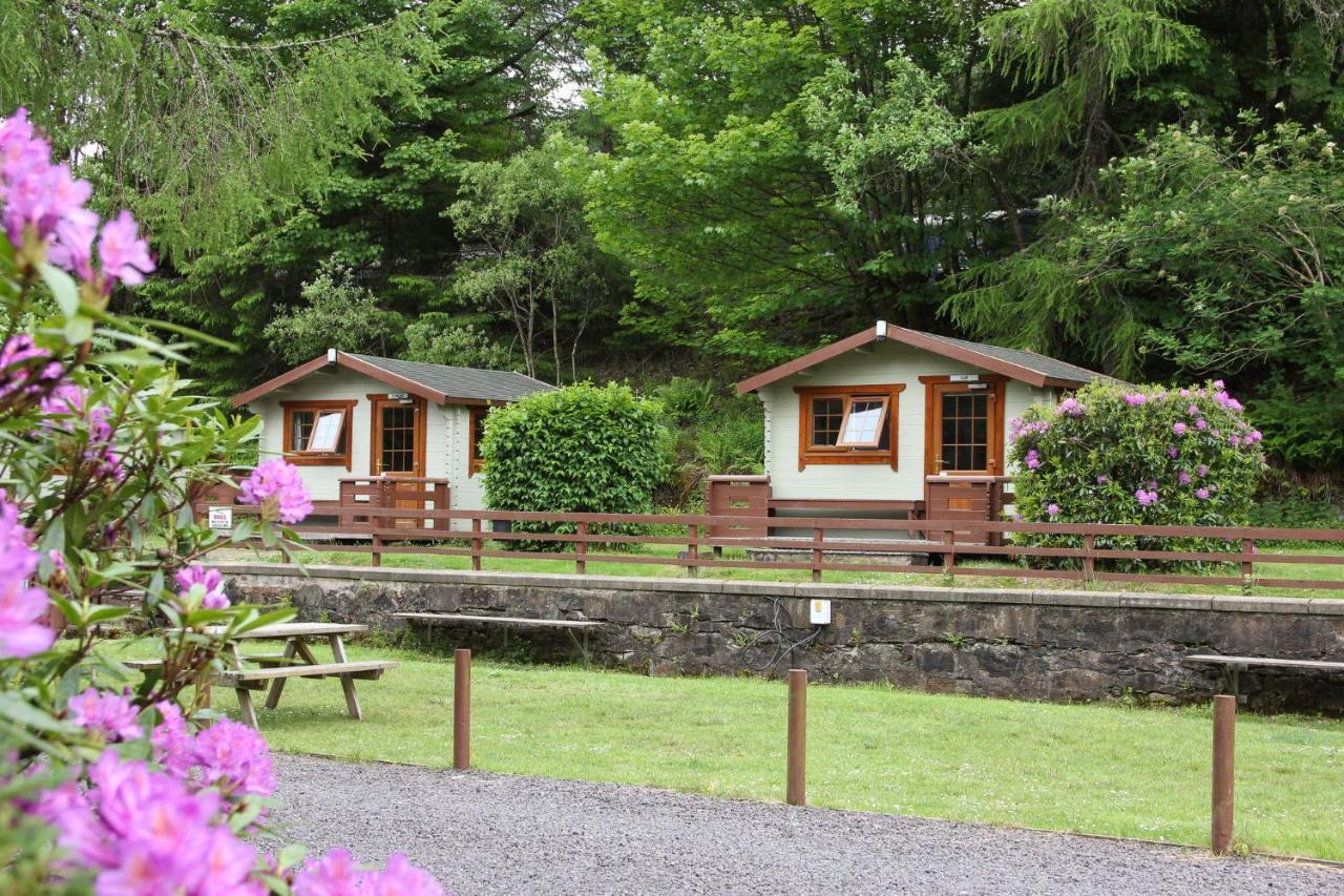 Trekker Hut - carbon neutral hotel in Unknown City