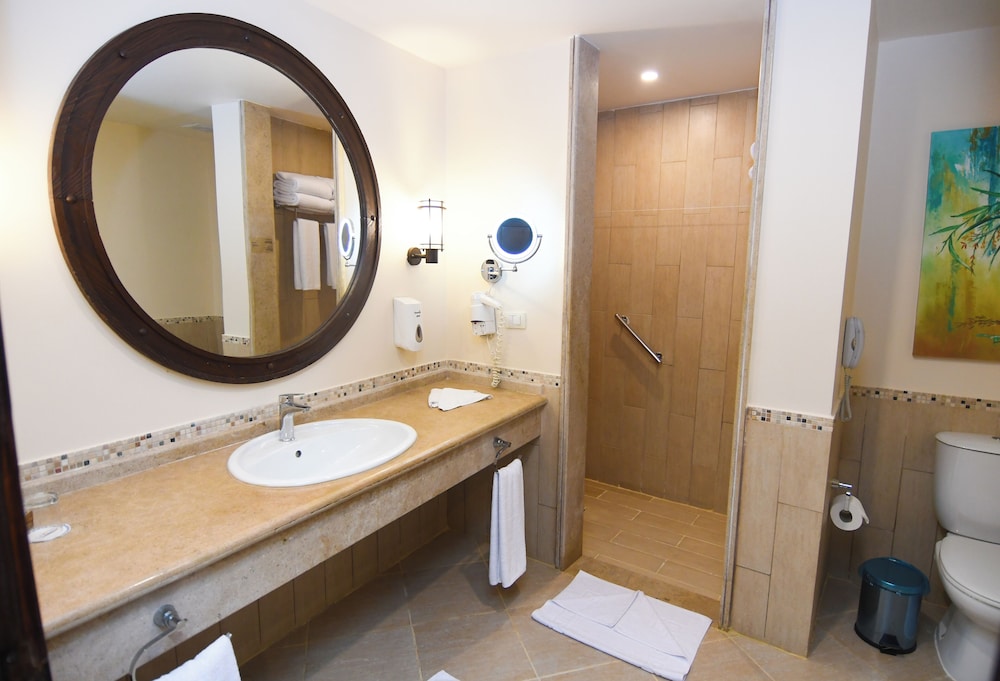 Carols Beau Rivage Hotel — 5-Star Luxury Hotel in Mersa Matruh, Egypt