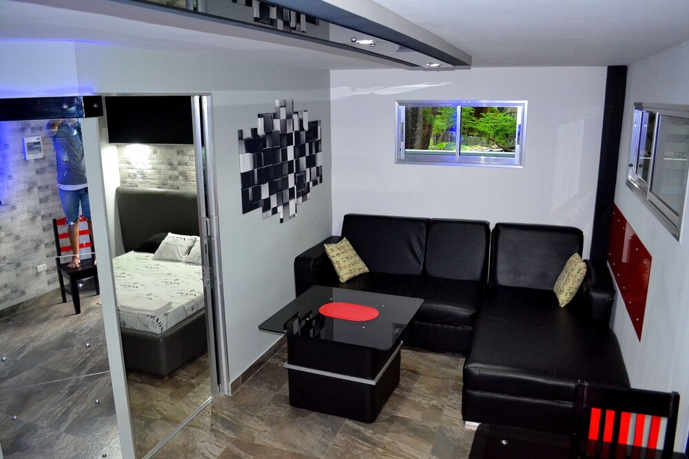 Micky Santoro Apartments — 5-Star Luxury Hotel in Cebu City, Philippines