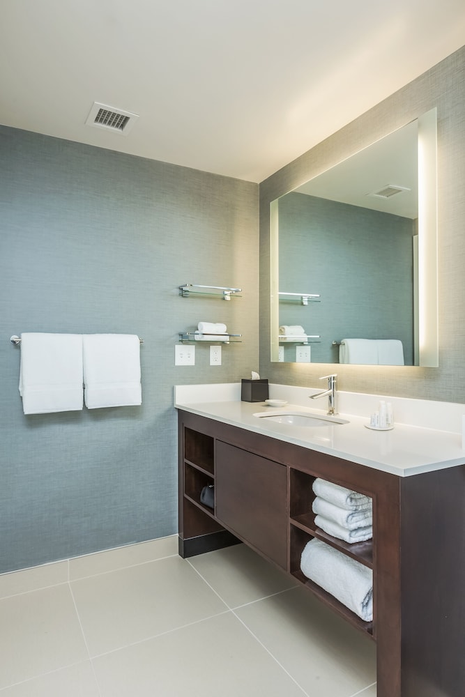 Residence Inn by Marriott Portland Hillsboro Brookwood - photo 18