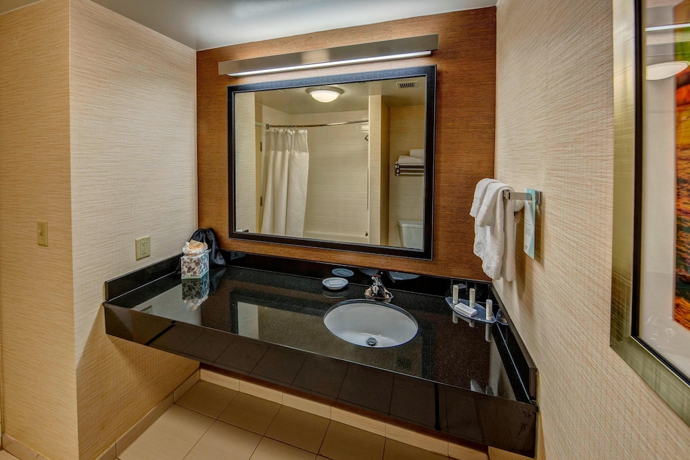 Fairfield Inn and Suites by Marriott Austin Northwest Domain - photo 15