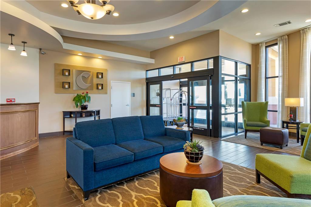 Comfort Suites Barstow near I 15 - photo 11