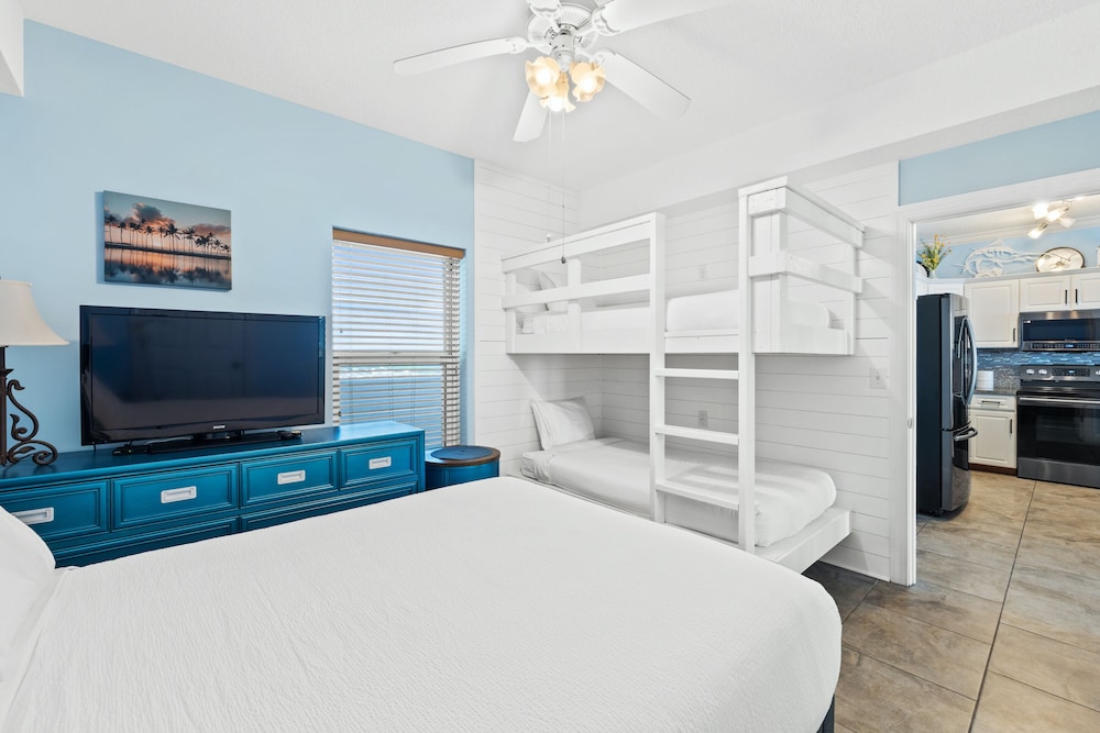 Twin Palms Resort by Panhandle Getaways - photo 7