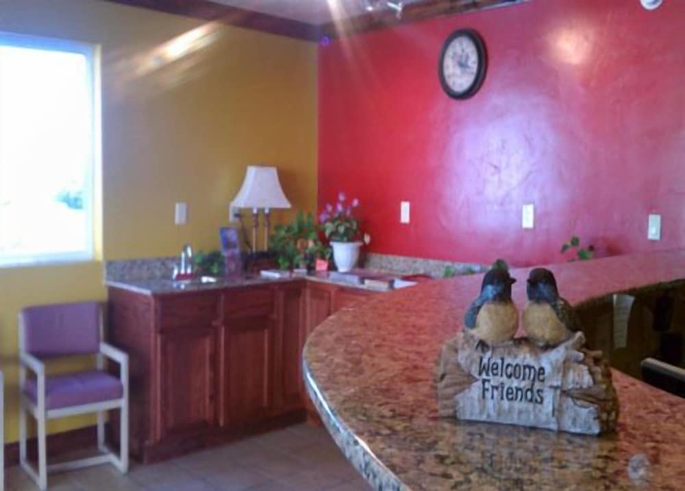 Economy Inn & Suites Utah - photo 4