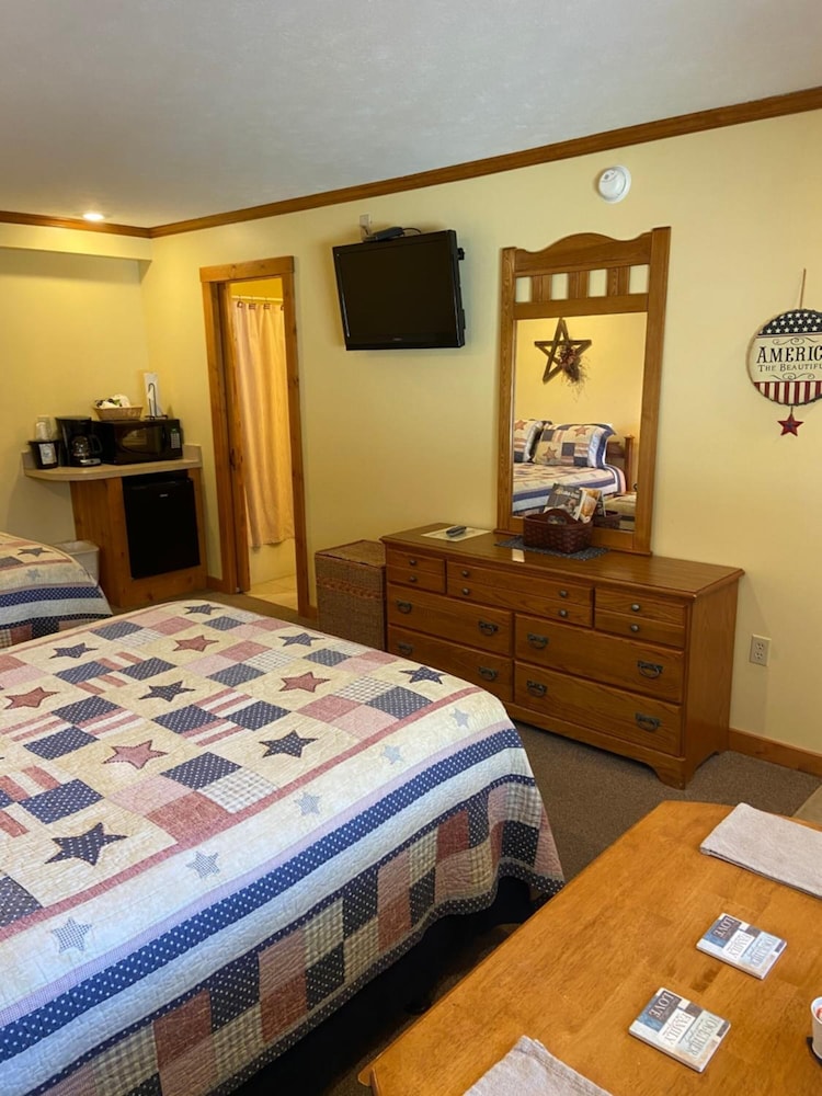 The Garrett Inn - photo 34