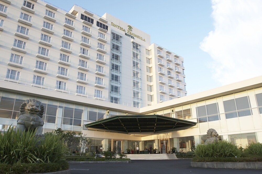 Sintesa Peninsula Hotel Manado in Manado, Indonesia