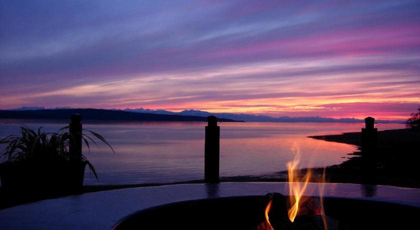 Beach Gardens Resort and Marina — hotel in Powell River
