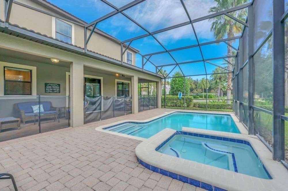 Relaxing Pool Home With Extra Space In #1 Resort 8 Bedroom Villa - photo 45
