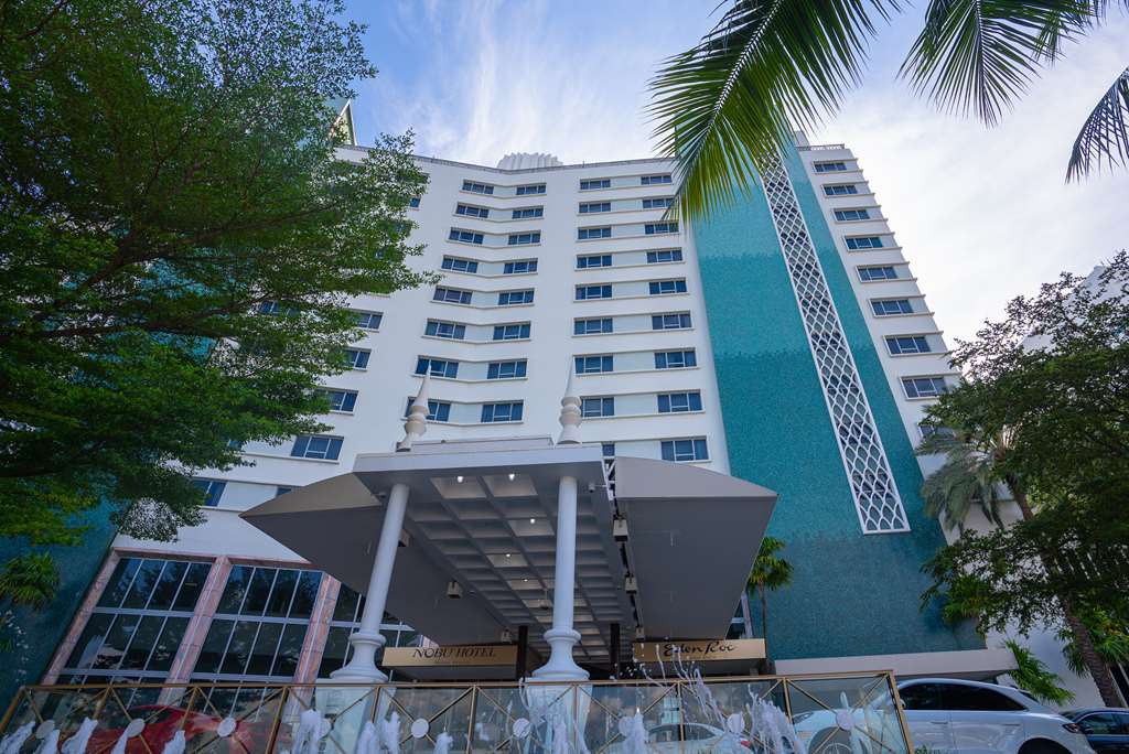 Eden Roc Miami Beach - photo 3