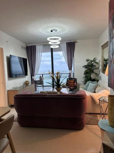 Glamorous Gale Miami Ocean View Balcony Resort & Spa - photo 33