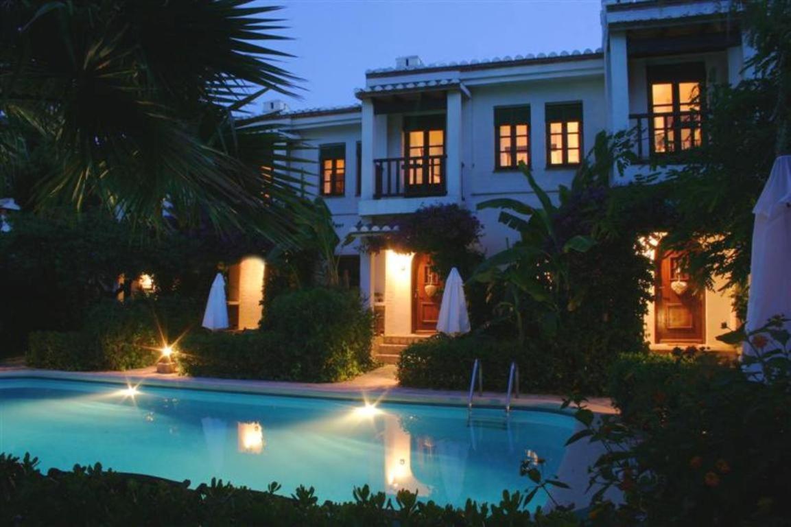 Luz del Mar vis à vis Yachthafen in Denia, Spain