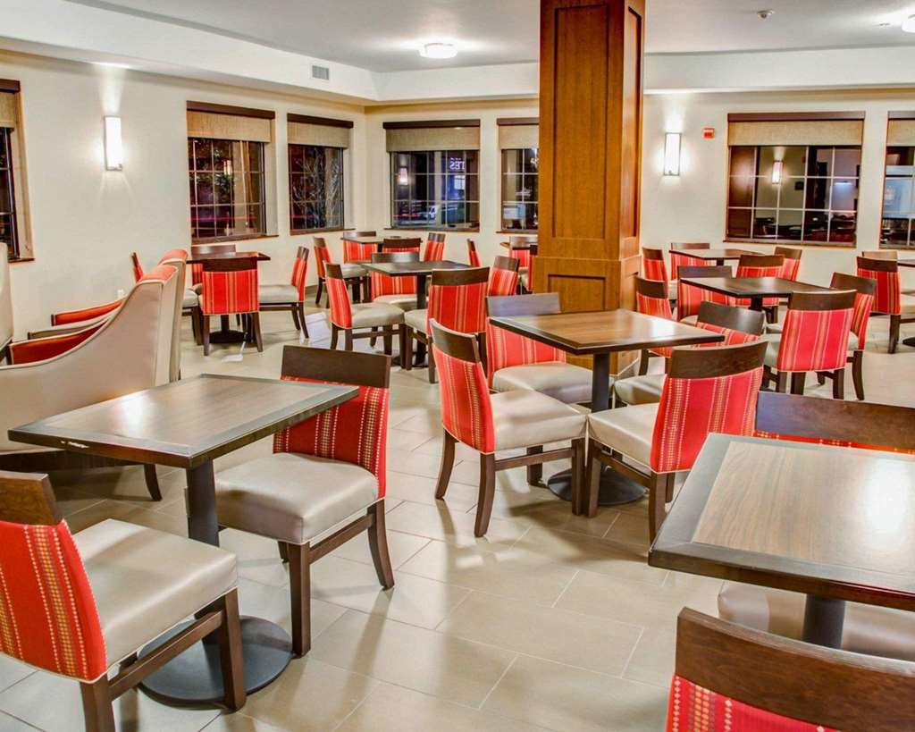 Comfort Suites Tyler South - photo 27