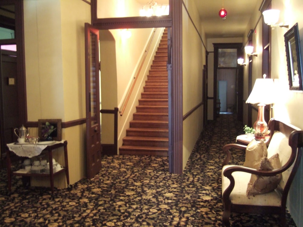 Martin & Mason Hotel - photo 35