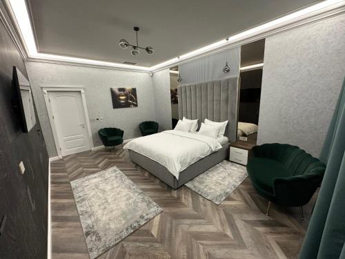 The Penthouse — Vaslui