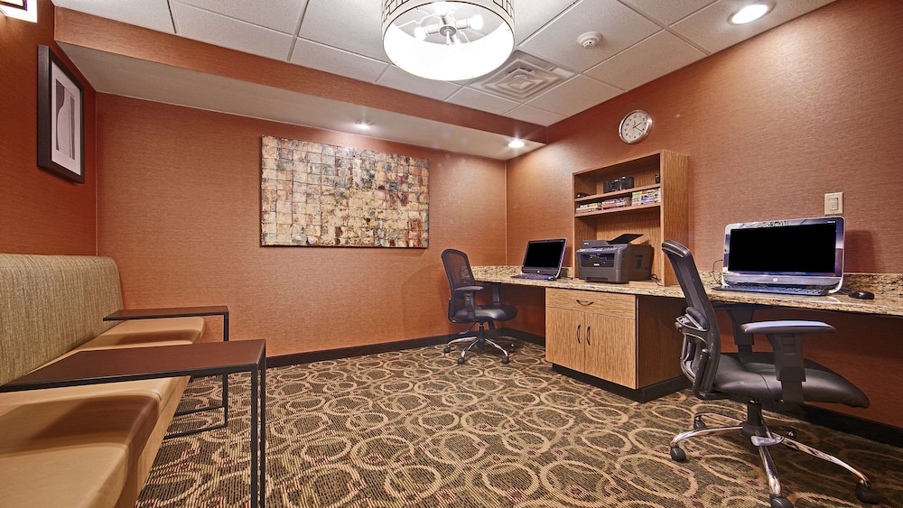 Comfort Inn and Suites Copley Akron - photo 16