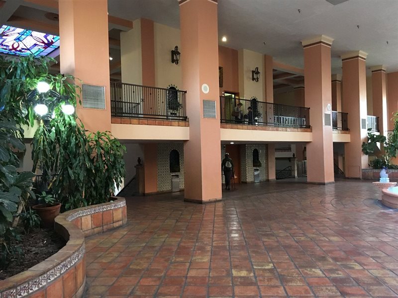 Barcelona Suites — Albuquerque — photo 2