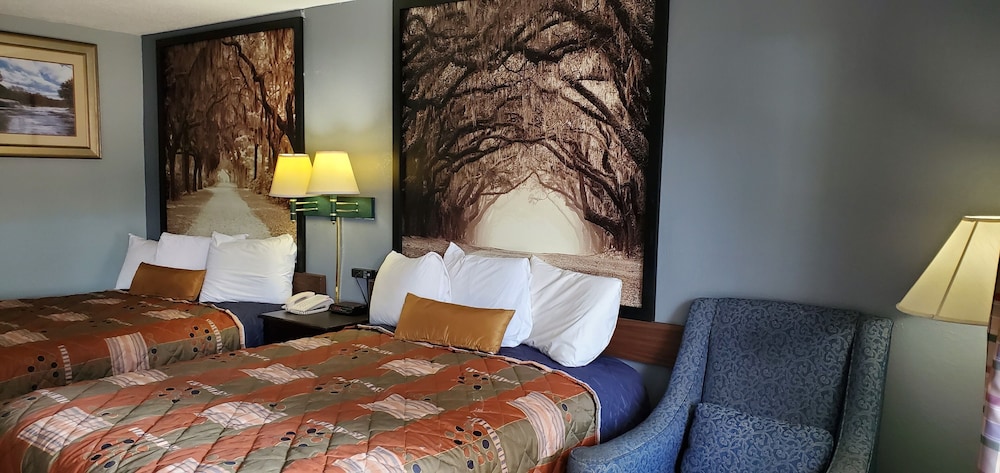 Palmetto Inn - photo 13