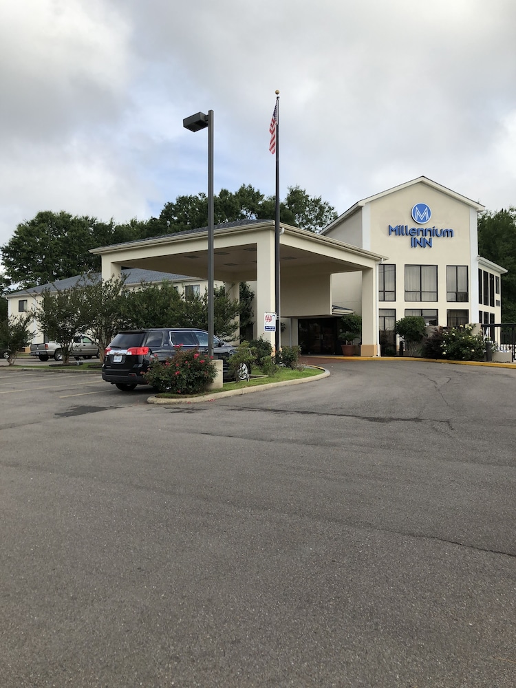 Millennium Inn - last minute hotel in Ellisville