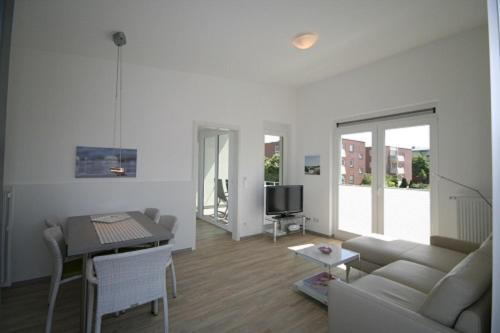 Wiesengrund 12 14 Whg 17 inkl WLAN — 4-Star Luxury Hotel in Gromitz, Germany