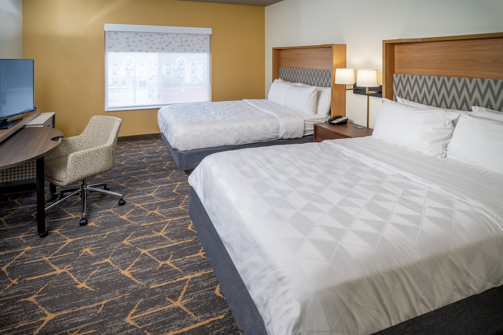 Holiday Inn Hotel & Suites Beckley an IHG Hotel - photo 4