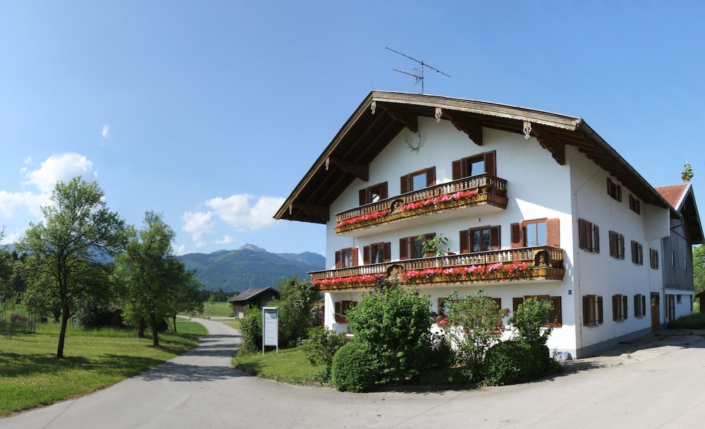 Beim Bicher — 4-Star Luxury Hotel in Grabenstatt, Germany