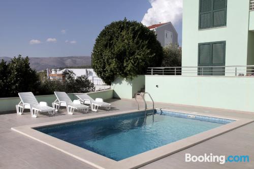 Apartments Delta — 4-Star Luxury Hotel in Okrug Gornji, Croatia