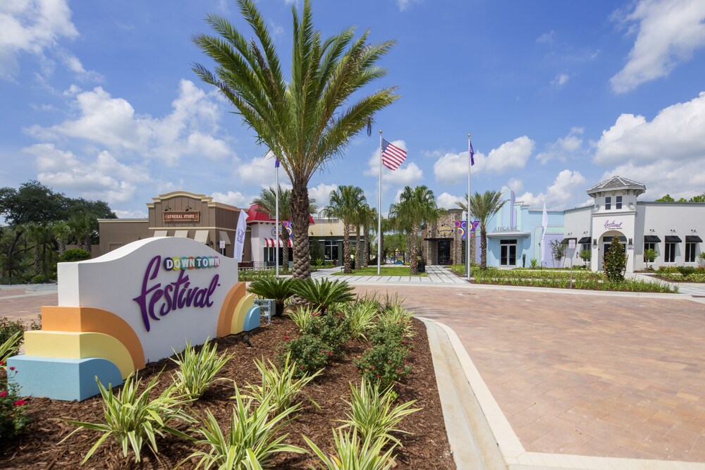 Family Festival Resort by VillaDirect - photo 26