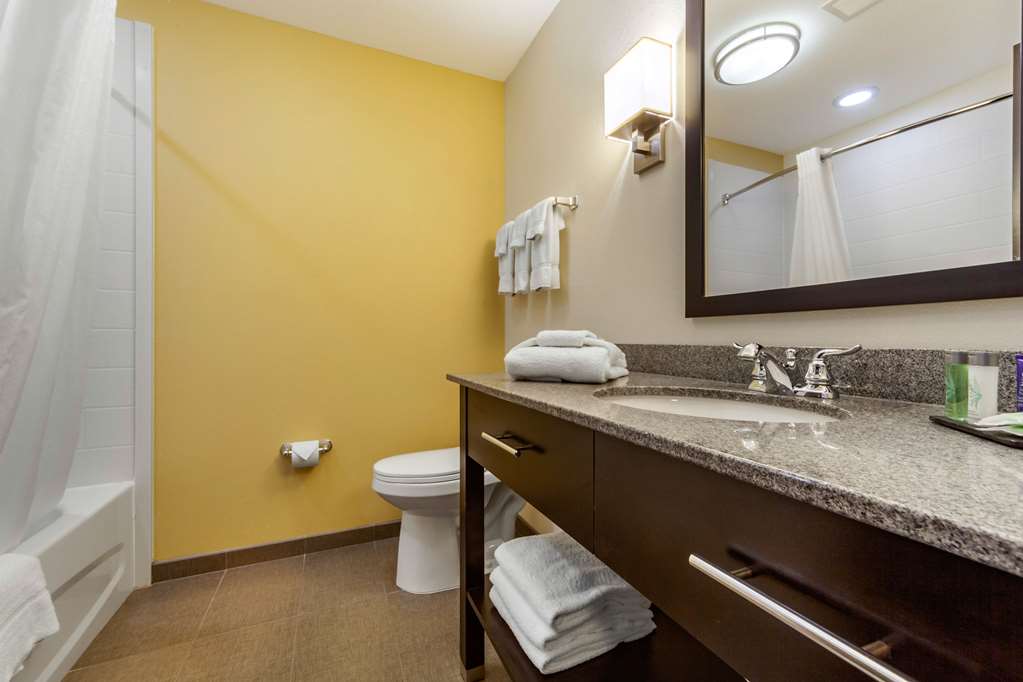 Sleep Inn & Suites Fargo Medical Center - photo 24