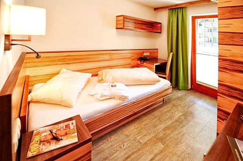 Hotel Arnika - carbon neutral hotel in Ischgl