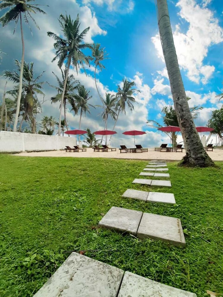 Akurala Beach Boutique Resort in Hikkaduwa, Sri Lanka