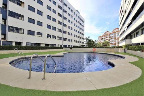 Estepona Port Apartment FLO — 4-Star Luxury Hotel in Estepona, Spain