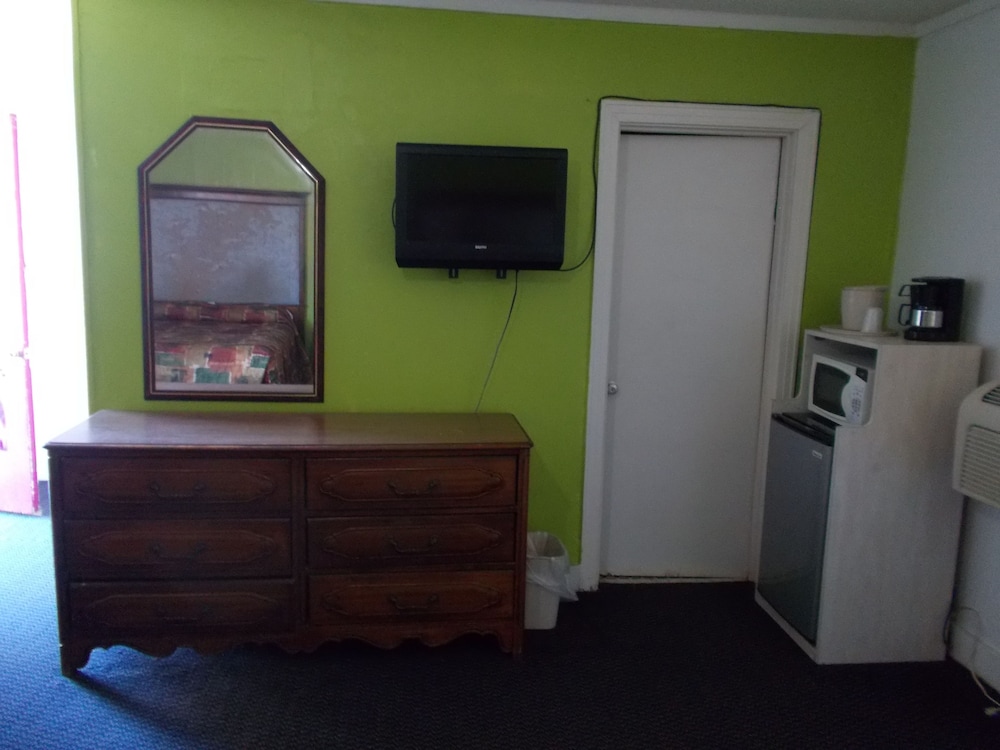 Hillside Motel - photo 9