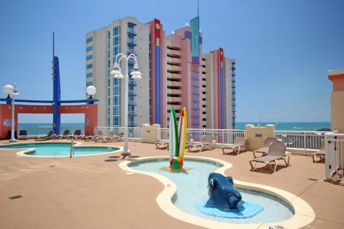 Sunrise Tides at the Cherry Grove Pier — 4-Star Luxury Hotel in Myrtle Beach, United States