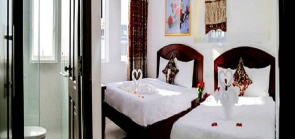 Osaka Hotel - carbon neutral hotel in Da Nang