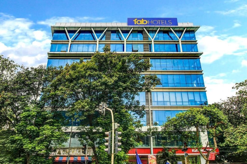 FabHotel Axis International Nr Mumbai International Airport