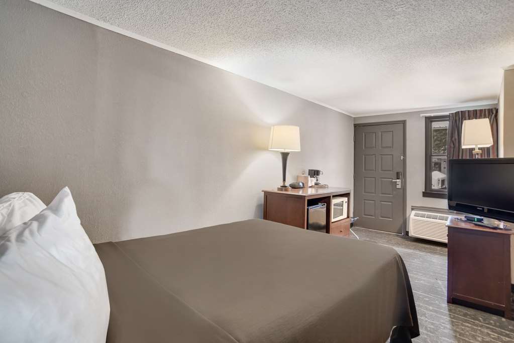 Rodeway Inn Carlisle North - photo 12