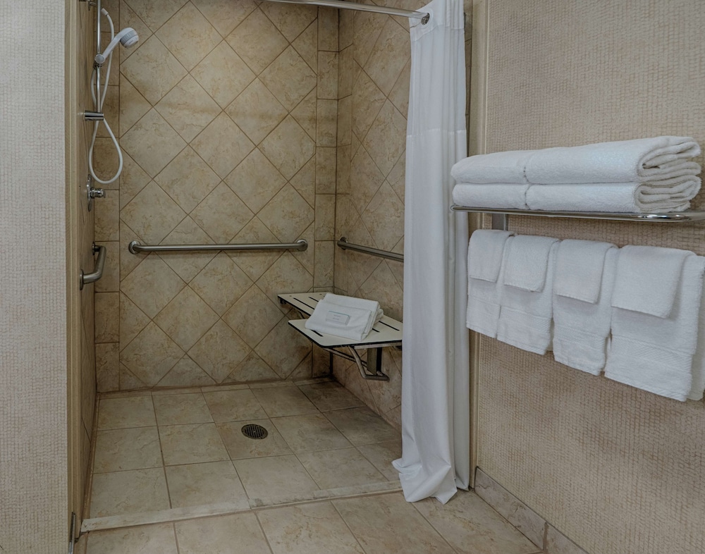Hampton Inn Spring Lake Fayetteville - photo 56