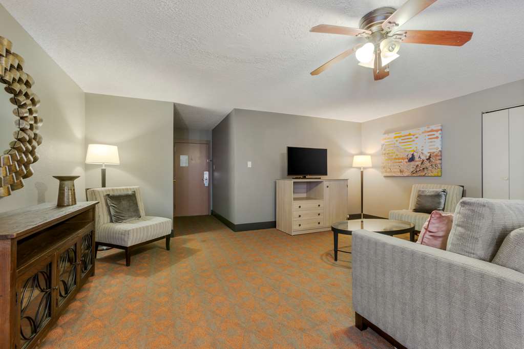 Best Western Pecos Inn - photo 20