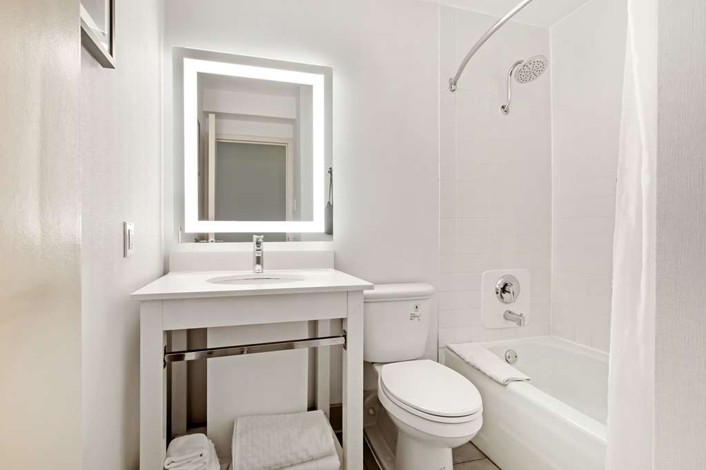 Best Western Plus Kansas City Sports Complex Hotel - photo 26