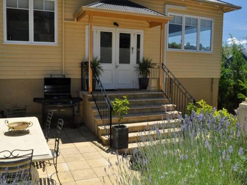 Belton Apartments Hedge Cottage — 4-Star Luxury Hotel in Hobart, Australia