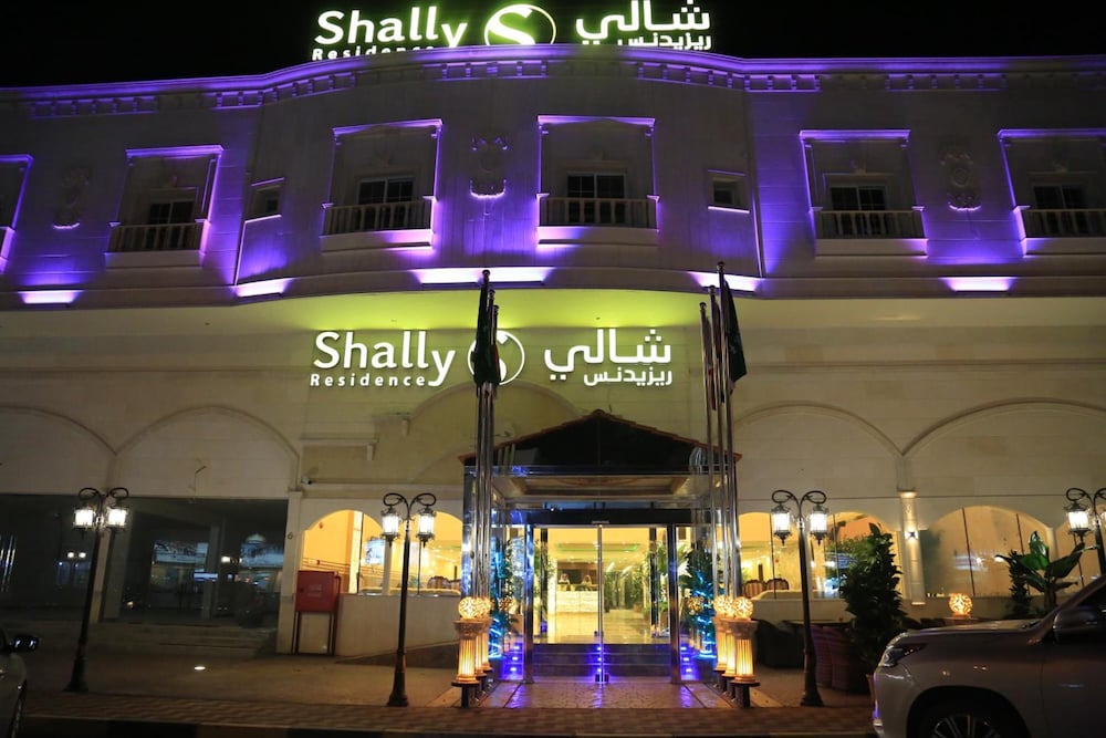 Shally Residence 3 — 4-Star Luxury Hotel in Khobar, Saudi Arabia