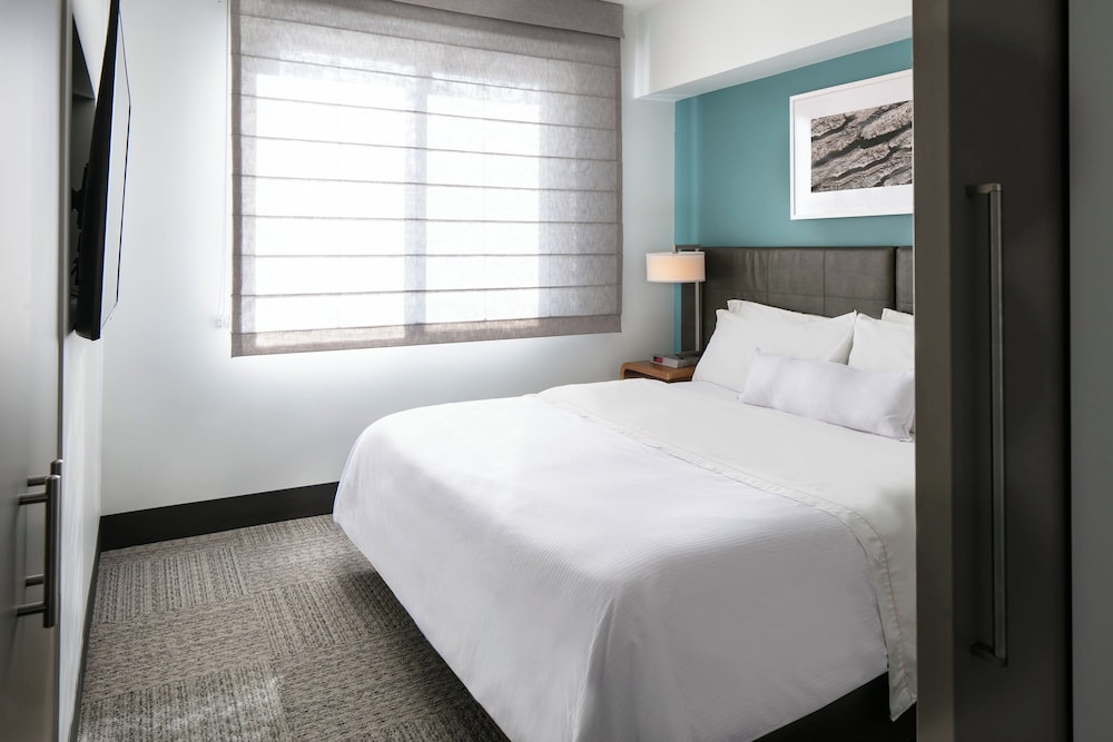 Element Omaha Midtown Crossing - photo 14