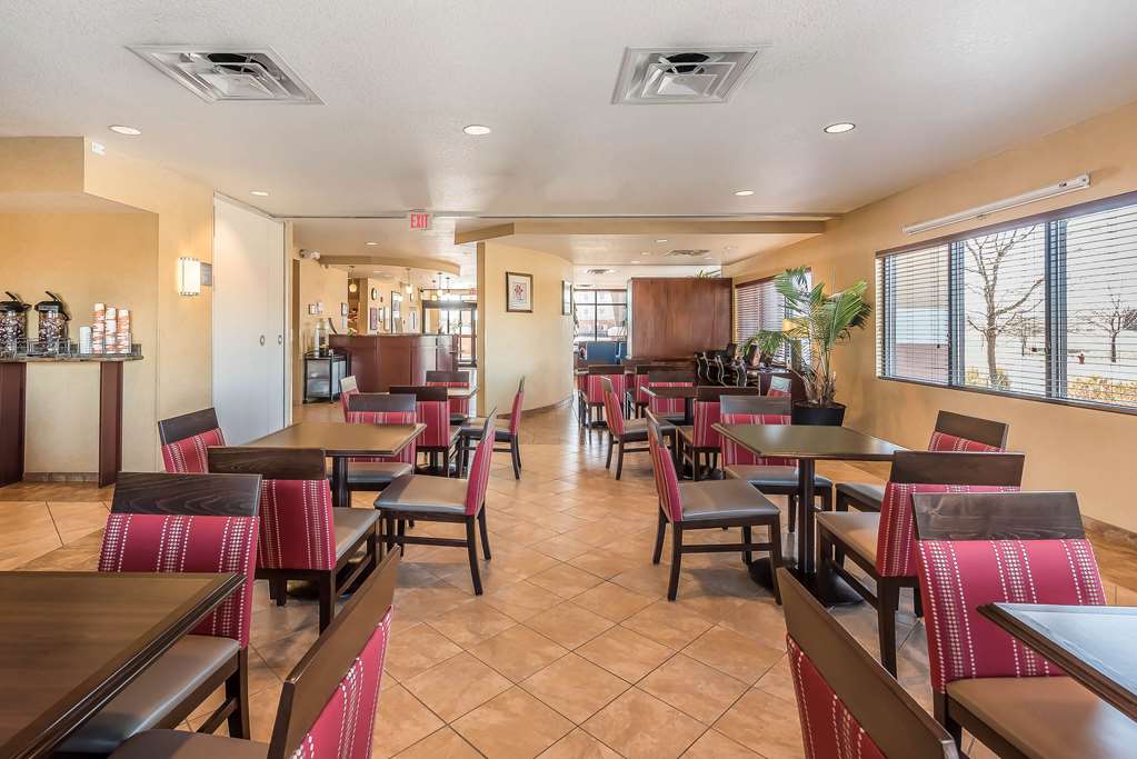 Comfort Suites Longmont - photo 28